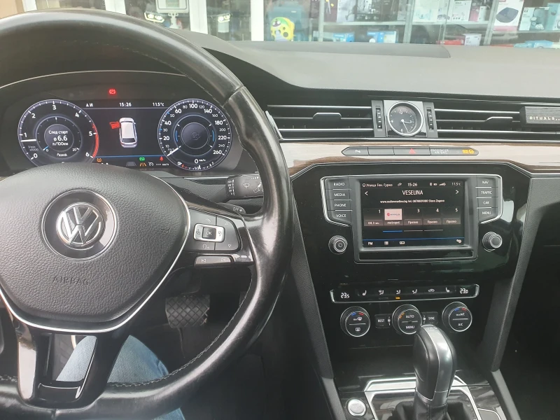 VW Passat, снимка 5 - Автомобили и джипове - 47966502