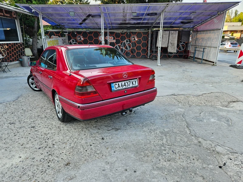 Mercedes-Benz C 250, снимка 3 - Автомобили и джипове - 52257997