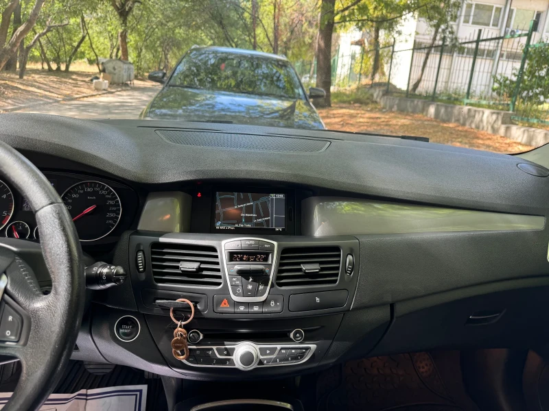 Renault Laguna, снимка 9 - Автомобили и джипове - 52775608