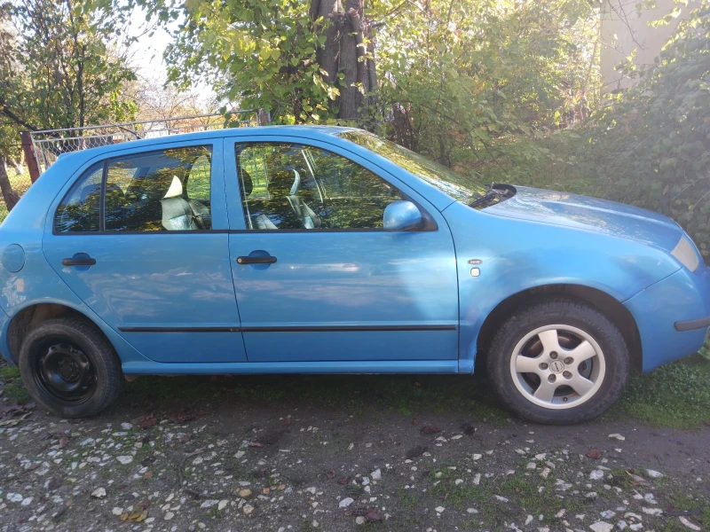 Skoda Fabia 1.4 mpi, снимка 2 - Автомобили и джипове - 52254342