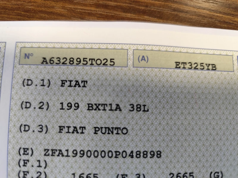 Fiat Punto 1.3mJTD* EURO5B* LED* 120000km!, снимка 17 - Автомобили и джипове - 52733587