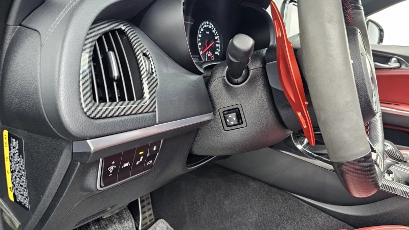 Kia Stinger 3.3 TURBO 4x4 GT / Пълна сервизна история !!!, снимка 11 - Автомобили и джипове - 53499478