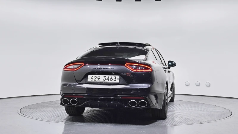 Kia Stinger 3.3 TURBO 4x4 GT / Пълна сервизна история !!!, снимка 4 - Автомобили и джипове - 53499478