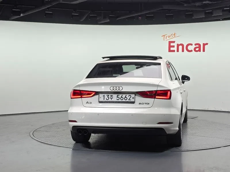 Audi A3 2.0 TDI, снимка 7 - Автомобили и джипове - 54971521