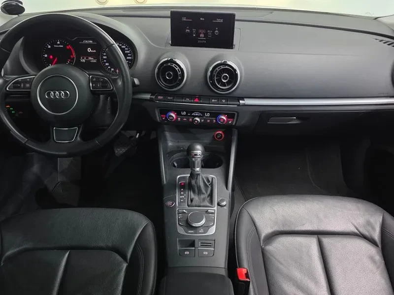 Audi A3 2.0 TDI, снимка 13 - Автомобили и джипове - 54971521
