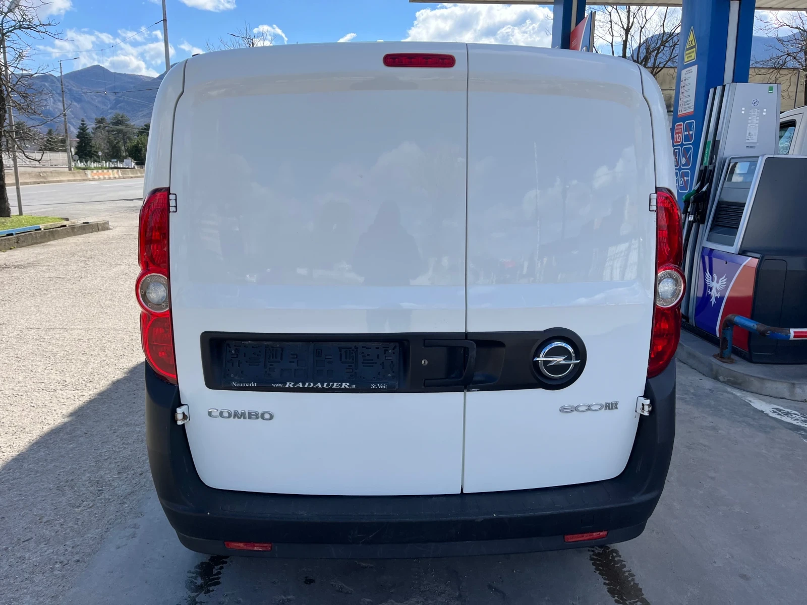 Opel Combo 1.3EURO6 - изображение 4