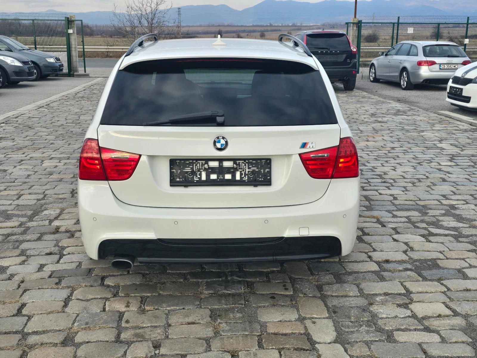 BMW 318 D M-PACK FACELIFT SPORT PACKET КАТО НОВА - изображение 7