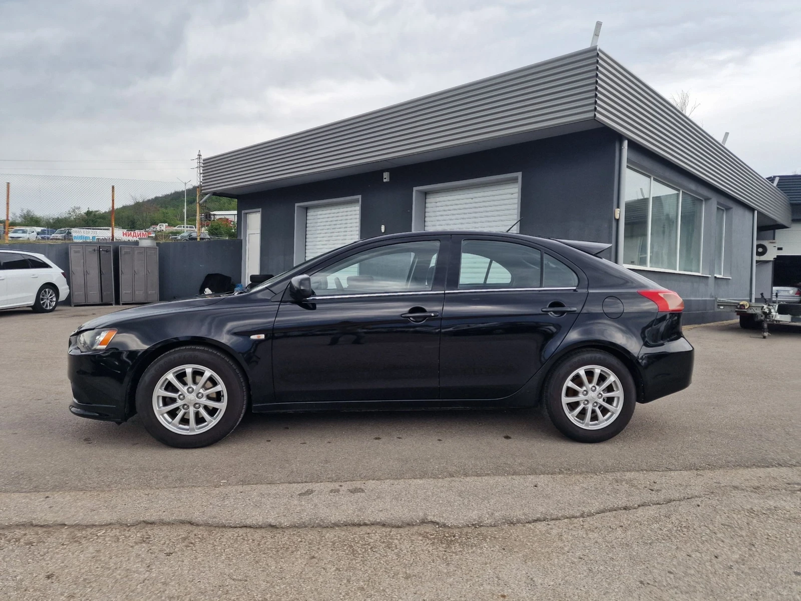 Mitsubishi Lancer 1.6i - изображение 7