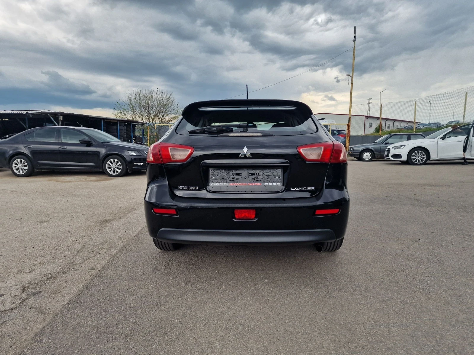 Mitsubishi Lancer 1.6i - изображение 5
