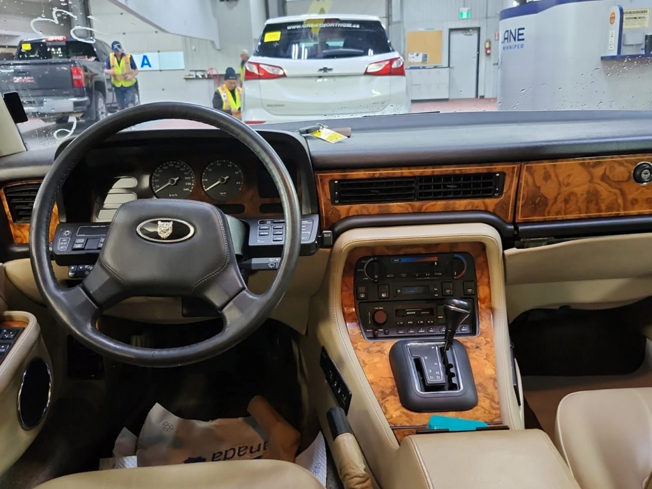 Jaguar Xj CARFAX* АВТОФИНАНСИРАНЕ* БЕЗ ПЪРВОНАЧАЛНА ВНОСКА*  - изображение 10