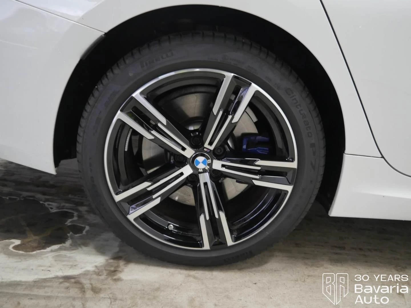BMW 330 e Touring M Sport Paket Sportautomatic | Mobile.bg   16