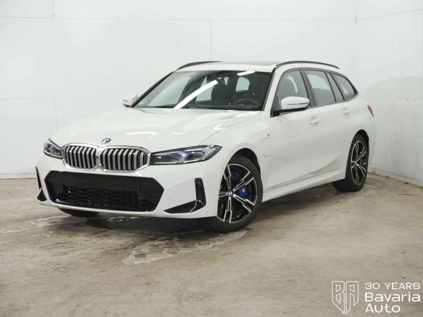 BMW 330 e Touring M Sport Paket Sportautomatic | Mobile.bg   1