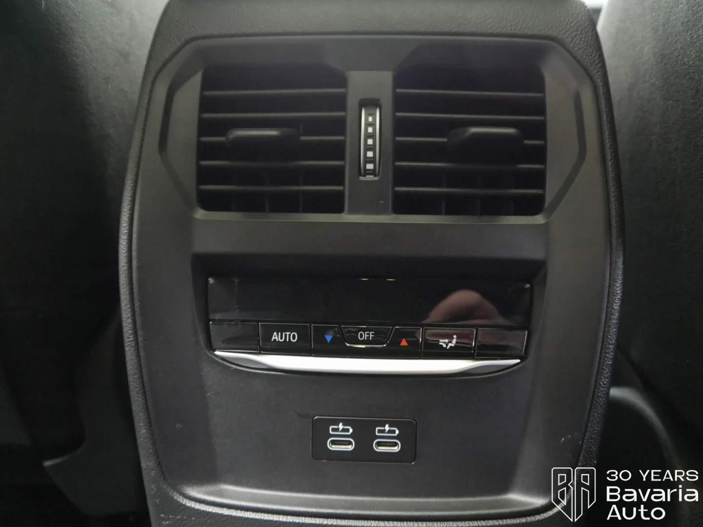 BMW 330 e Touring M Sport Paket Sportautomatic | Mobile.bg   15