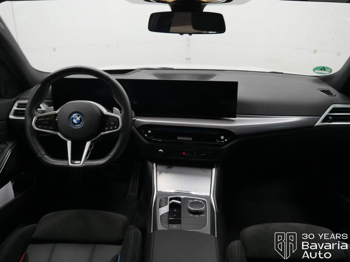 BMW 330 e Touring M Sport Paket Sportautomatic - изображение 6