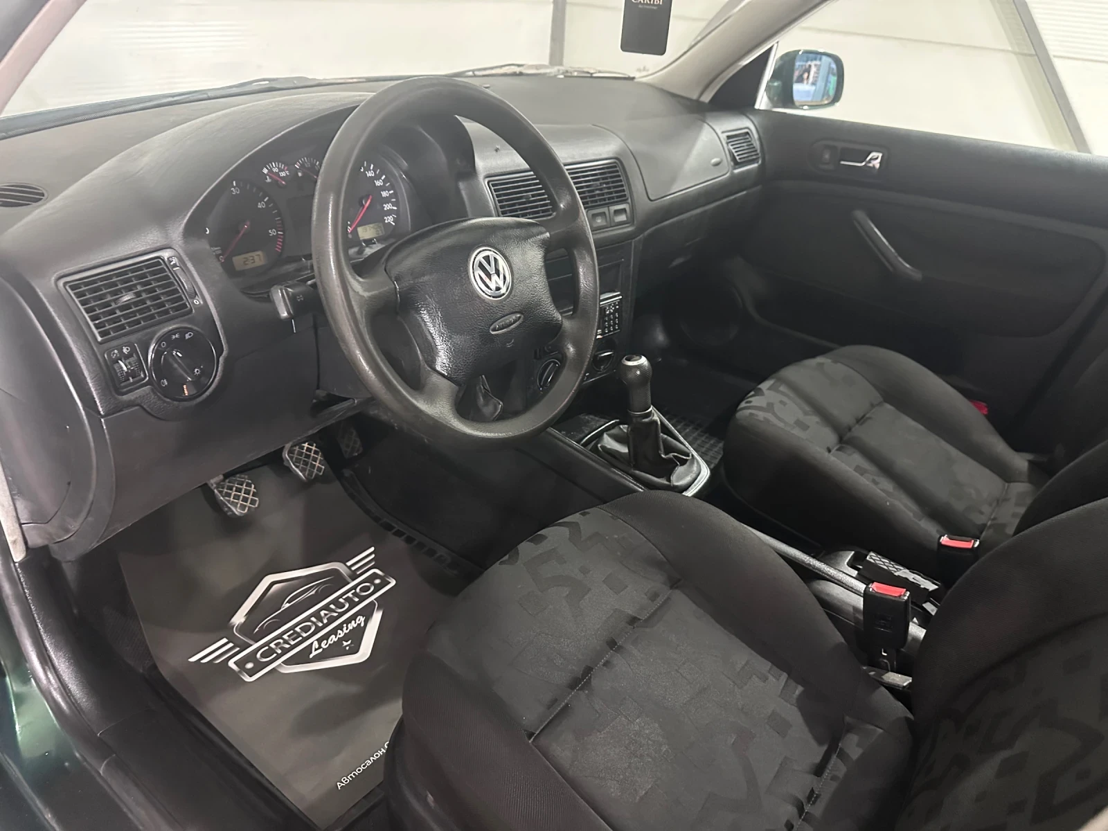 VW Golf 90hp 4x4  - изображение 7