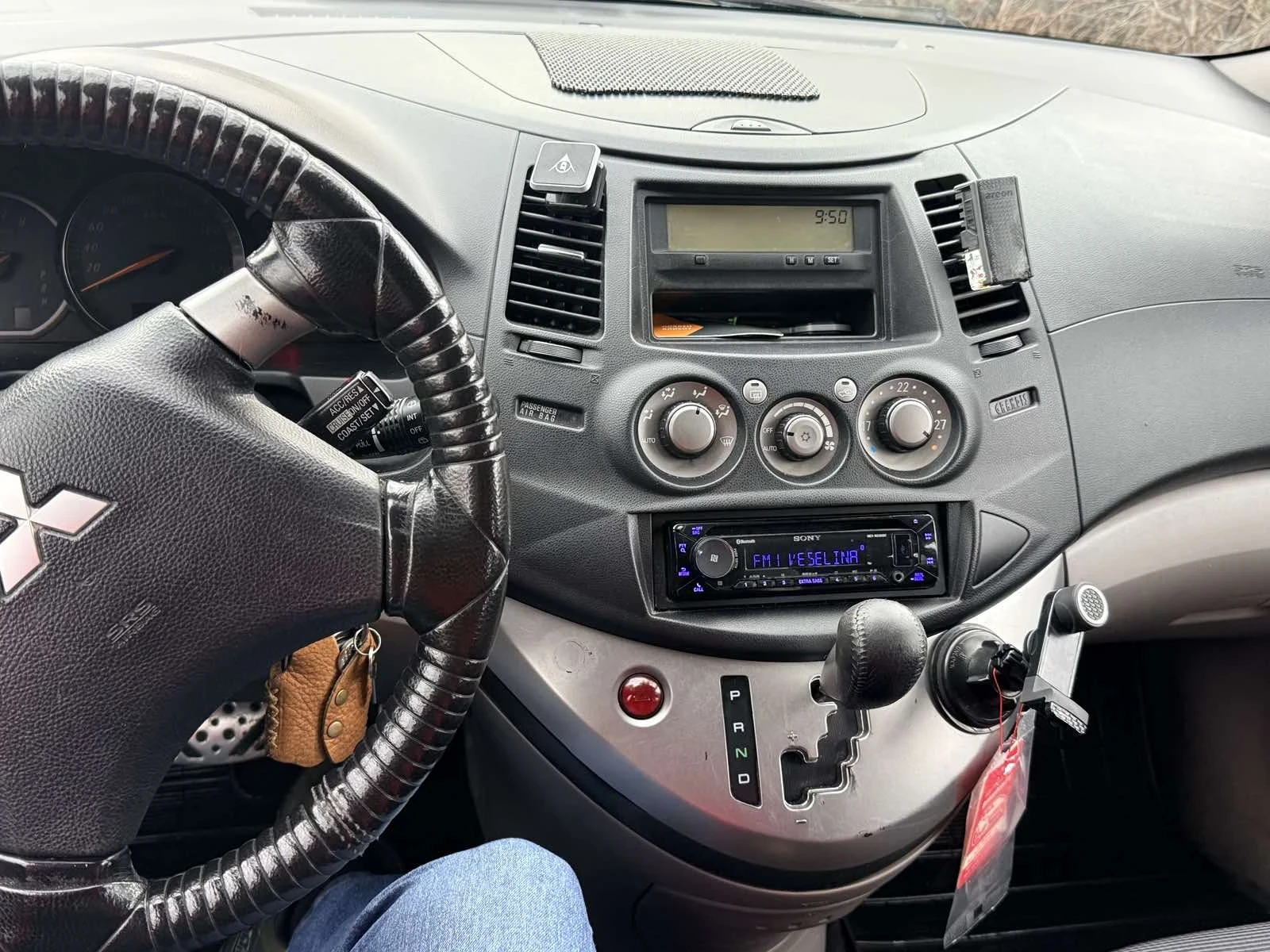 Mitsubishi Grandis  - изображение 5