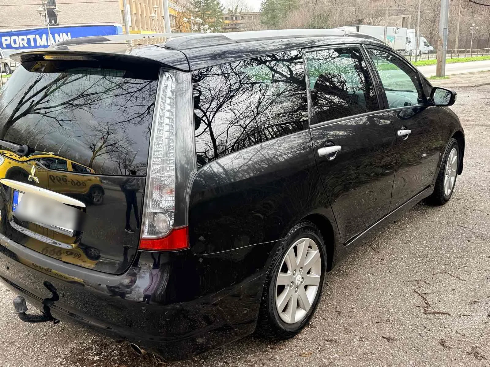 Mitsubishi Grandis  - изображение 2