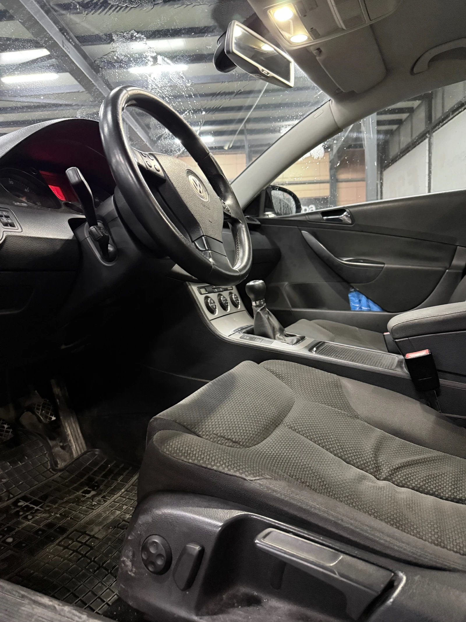 VW Passat B6 4MOTION 16V, снимка 13 - Автомобили и джипове - 54200515