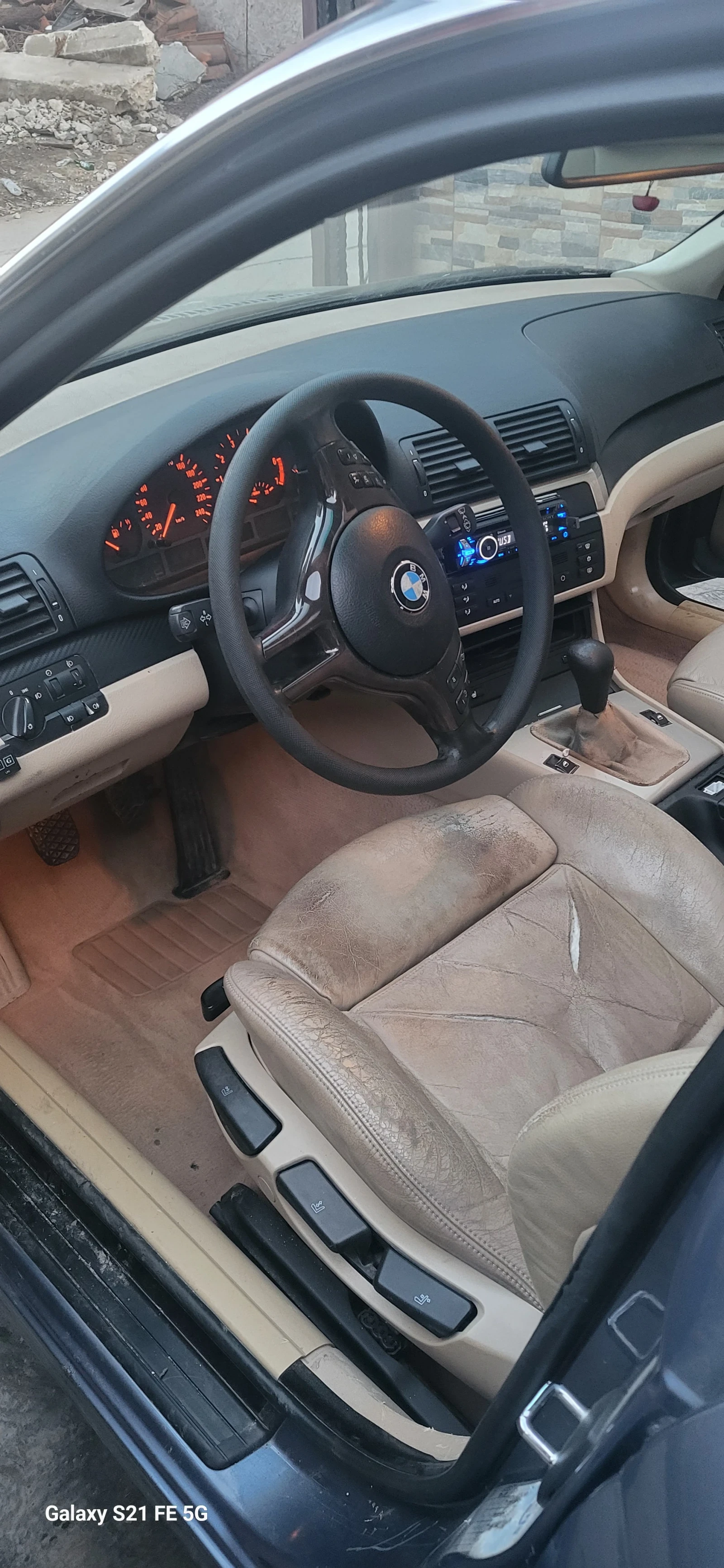 BMW 320, снимка 14 - Автомобили и джипове - 53788054