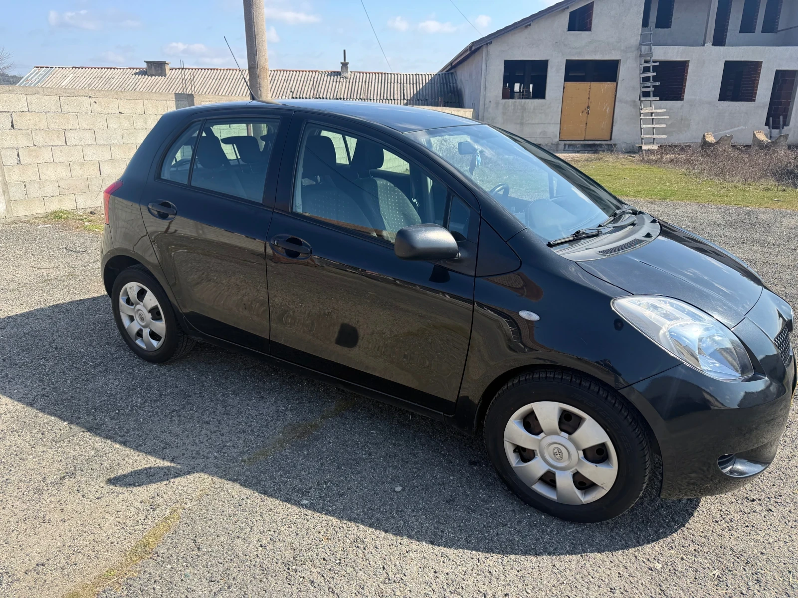 Toyota Yaris, снимка 5 - Автомобили и джипове - 53849759