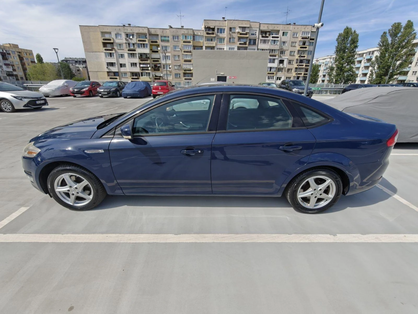 Ford Mondeo Газ / Бензин 1.6, снимка 2 - Автомобили и джипове - 54372461