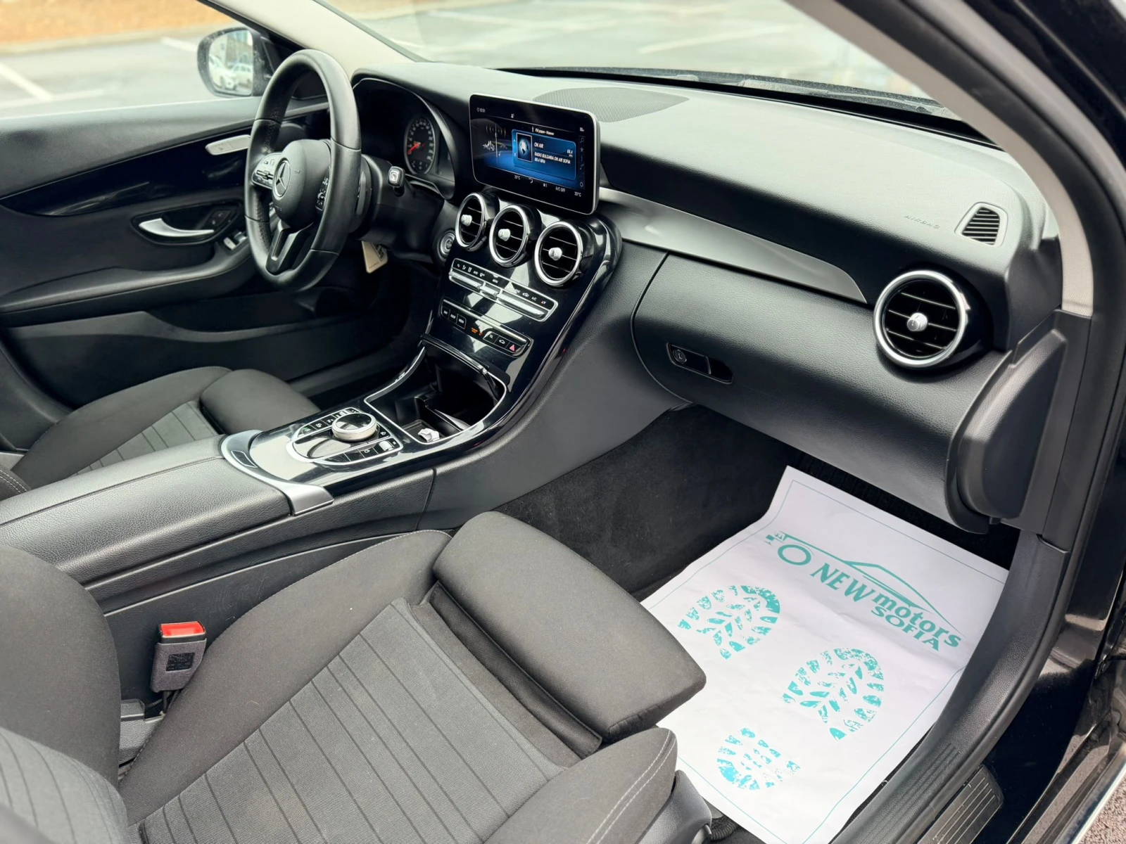 Mercedes-Benz C 220 2.2CDI Face lift Лизинг през Уникредит по 275 евро, снимка 14 - Автомобили и джипове - 53959756