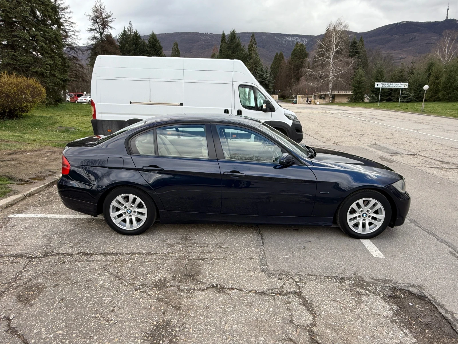 BMW 320, снимка 5 - Автомобили и джипове - 54084421