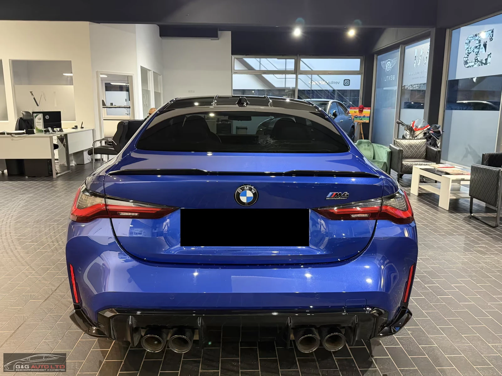 BMW M4 COMPETITION/530HP/xDRIVE/H&K/CARBON/HUD/360/835z, снимка 6 - Автомобили и джипове - 54407646