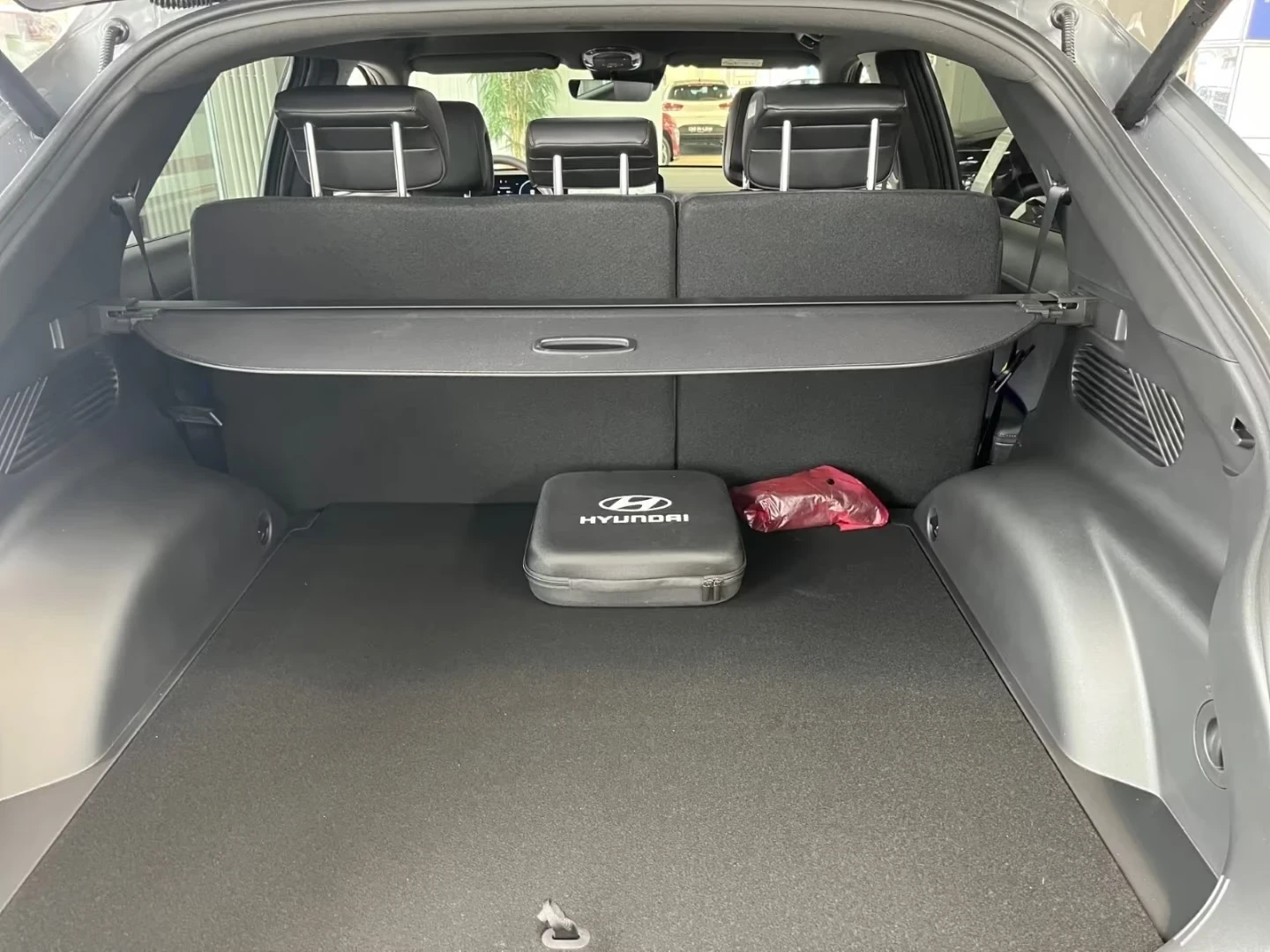 Hyundai Ioniq 5 N Line 84kWh ACC Winter Pack Blind Spot, снимка 13 - Автомобили и джипове - 54443955