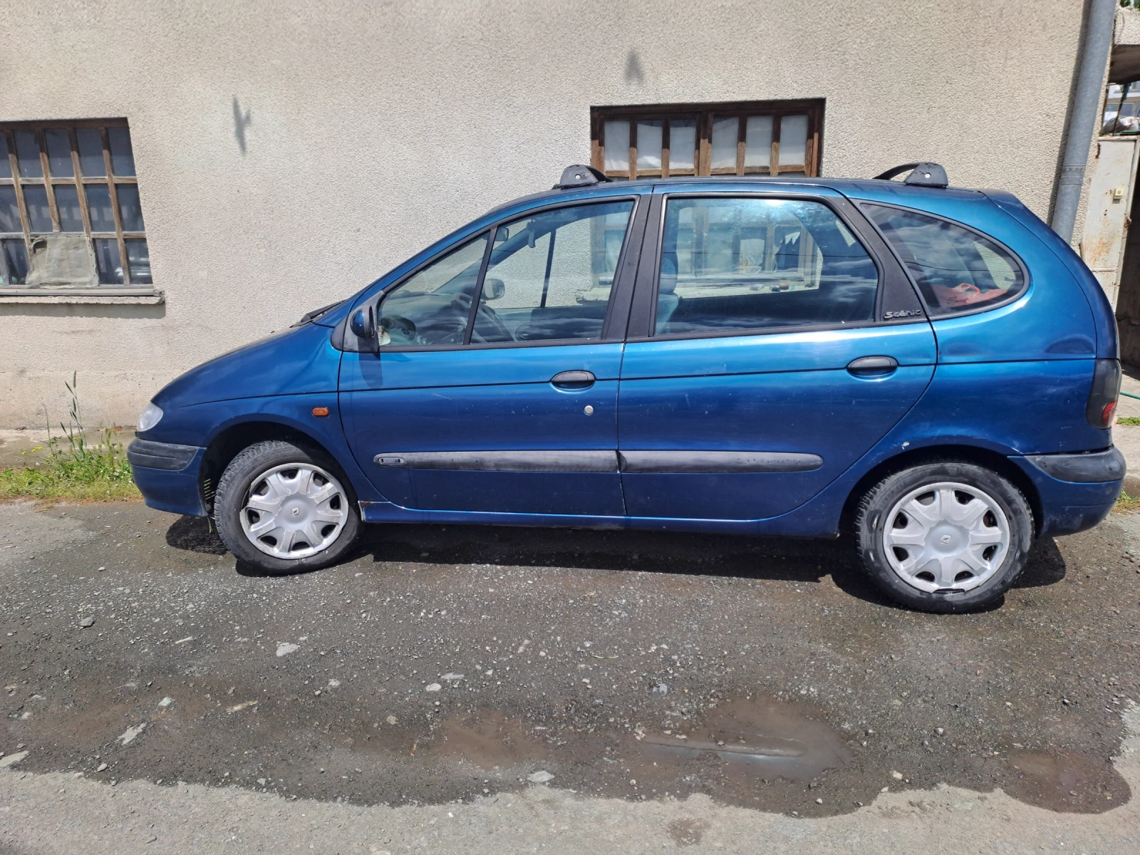 Renault Scenic 1.6 16v газ/бензин, снимка 2 - Автомобили и джипове - 54585648