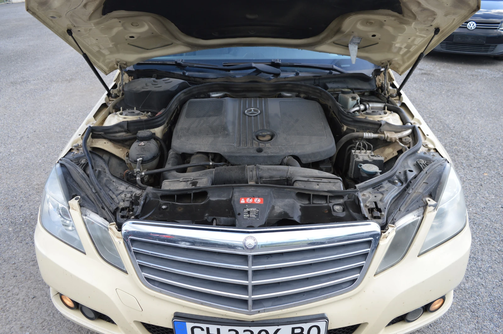 Mercedes-Benz E 200 2.2CDI-FULL EKSTRI, снимка 17 - Автомобили и джипове - 54595831