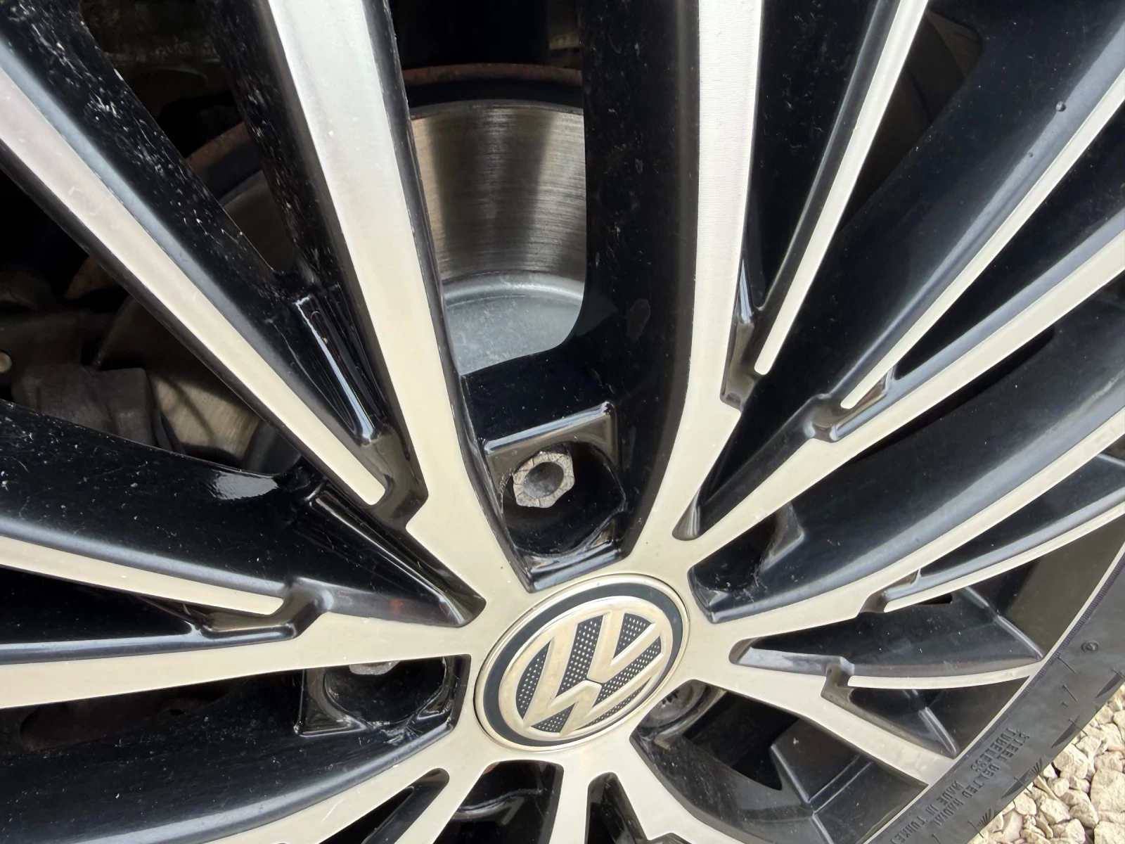 VW Touran 2.0-150к-7Места Автоматик, снимка 15 - Автомобили и джипове - 54767712
