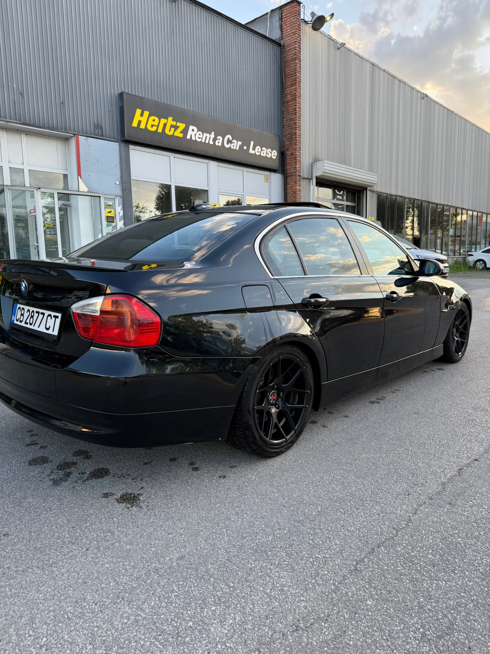 BMW 320, снимка 3 - Автомобили и джипове - 54799288
