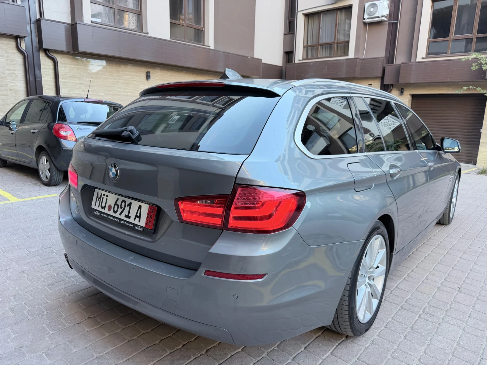 BMW 530, снимка 4 - Автомобили и джипове - 54934147