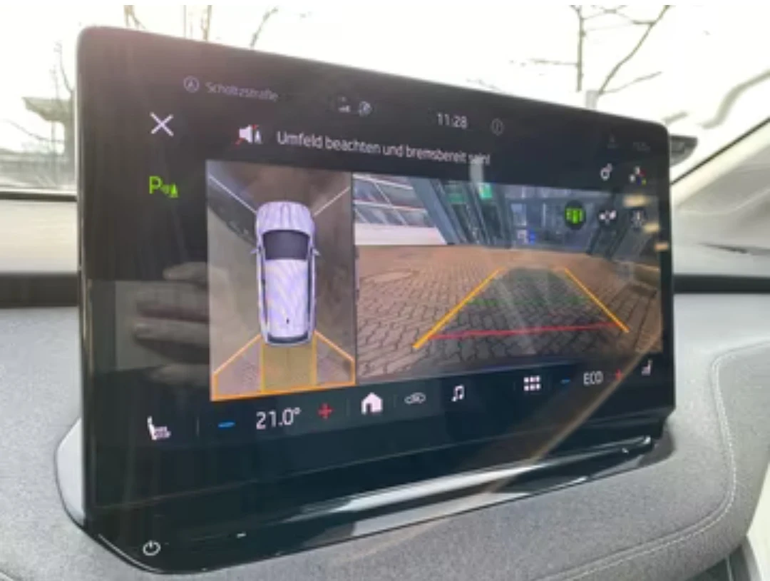 Skoda Enyaq 82KW/HUD/360CAM/PANO/MEMORY/МАСАЖ/ТЕРМОПОМПА, снимка 11 - Автомобили и джипове - 55040392