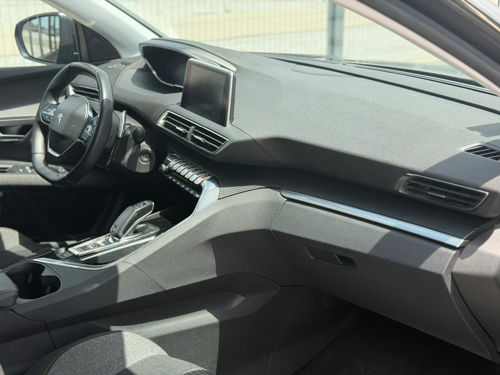 Peugeot 3008, снимка 8 - Автомобили и джипове - 55153997