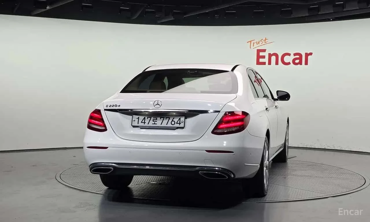 Mercedes-Benz E 220 * E220d Exclusive * ���� �� �� | Mobile.bg � ����������� 4