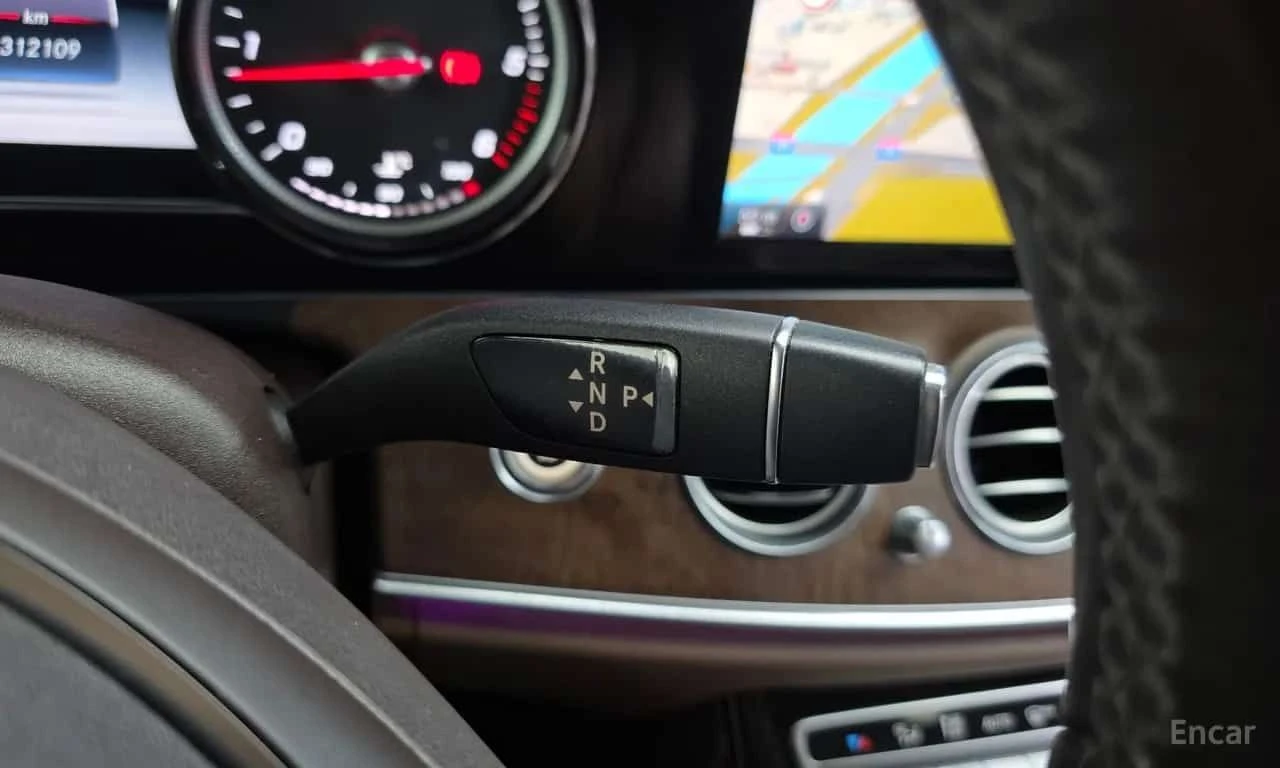 Mercedes-Benz E 220 * E220d Exclusive * ���� �� �� | Mobile.bg � ����������� 9
