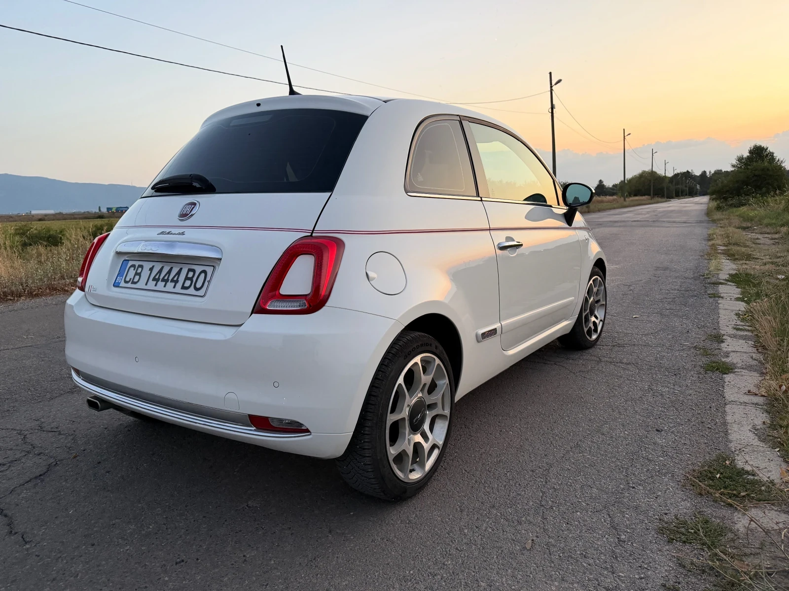 Fiat 500 DolceVita, снимка 3 - Автомобили и джипове - 55729116