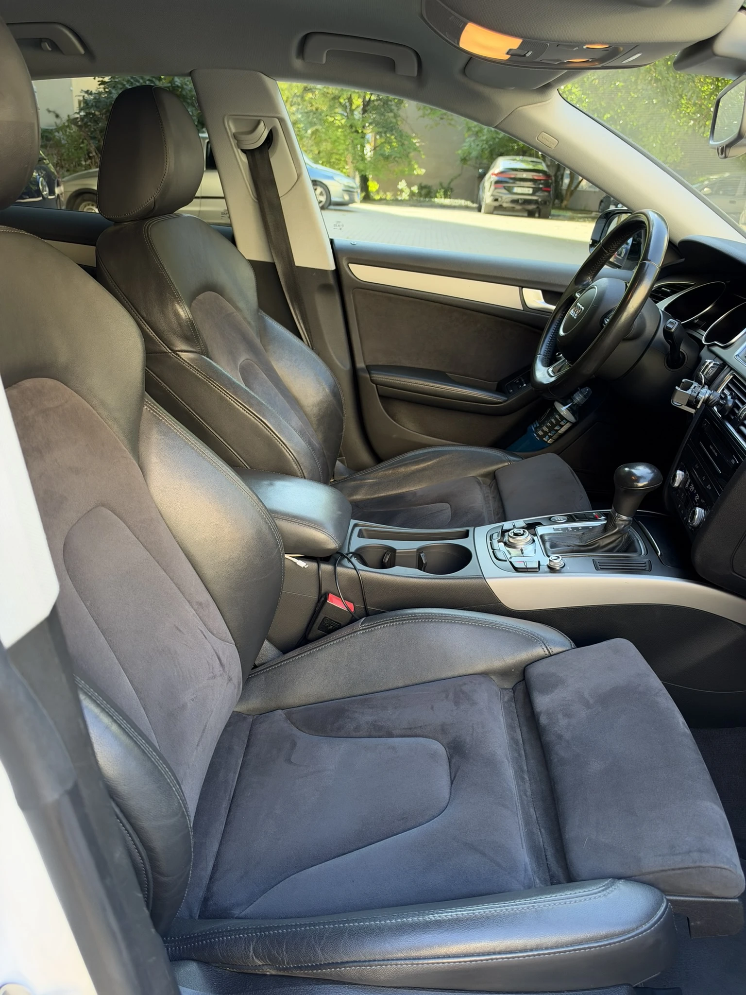 Audi A5 Sportback, 2012 модел, снимка 8 - Автомобили и джипове - 56340883