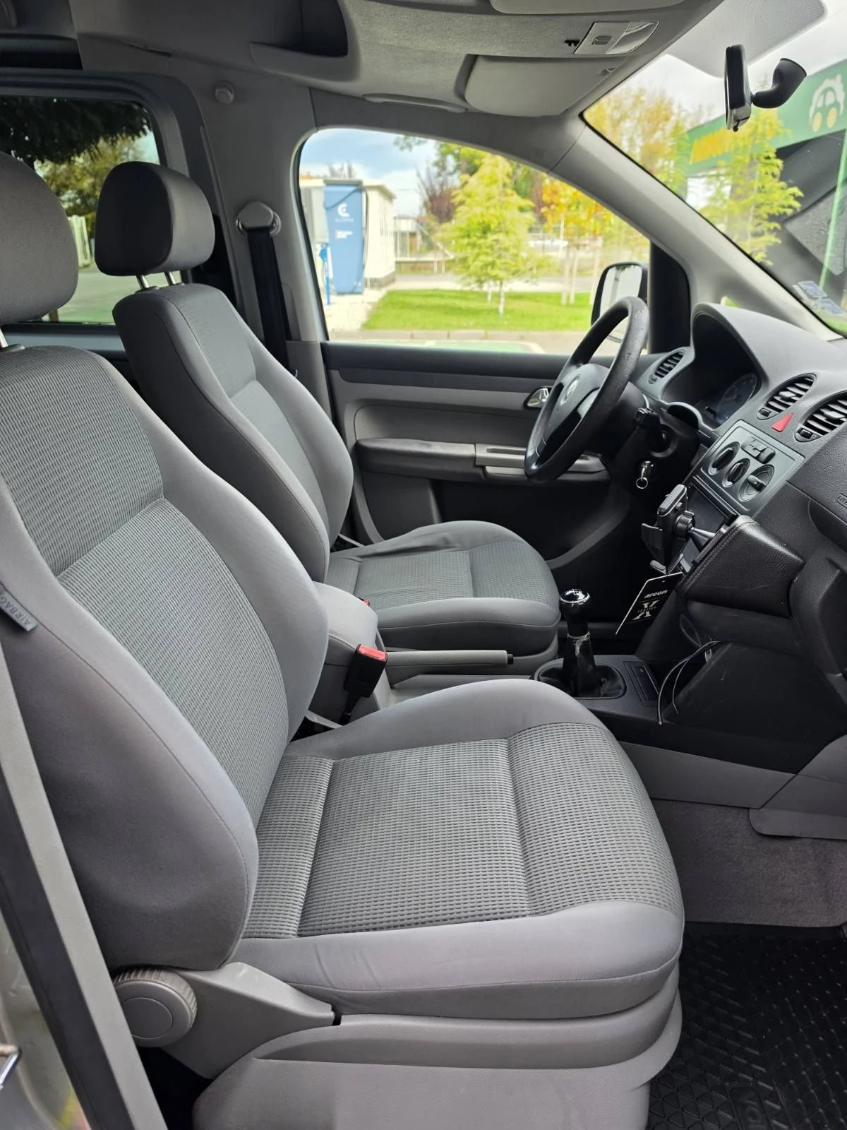 VW Caddy 2.0 / �����, 30����/500�� | Mobile.bg � ����������� 11