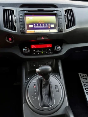 Kia Sportage 2.0d 4x4 Navi Панорама Keyless Go, снимка 11