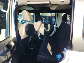 Jeep Wrangler * АВТО КРЕДИТ* ЦЕНА ДО БГ * СЕРВИЗНА ИСТОРИЯ *  - 35999 лв. / 18406.00 € - 59923960 11