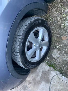 Nissan Qashqai 2.0i 4x4, снимка 13