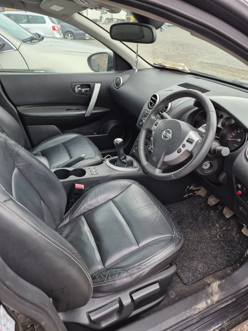 Nissan Qashqai 1, 6 бензин , снимка 7 - Автомобили и джипове - 48094705