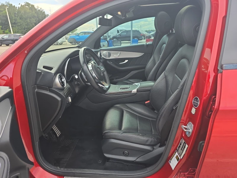 Mercedes-Benz GLC 300 4MATIC* Coupe* AMG* Night-pck* Burmester* Дигитал*, снимка 9 - Автомобили и джипове - 52317924