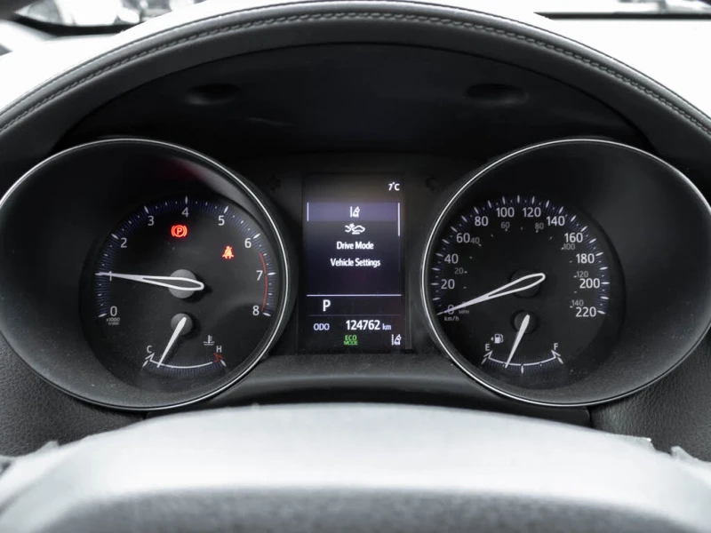 Toyota C-HR KEYLESS* LANE ASSIST* CARPLAY* , снимка 7 - Автомобили и джипове - 52581310