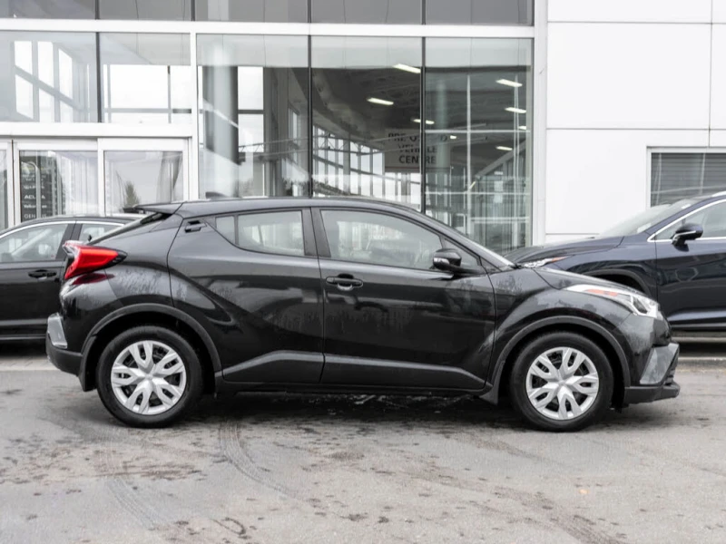 Toyota C-HR KEYLESS* LANE ASSIST* CARPLAY* , снимка 6 - Автомобили и джипове - 52581310