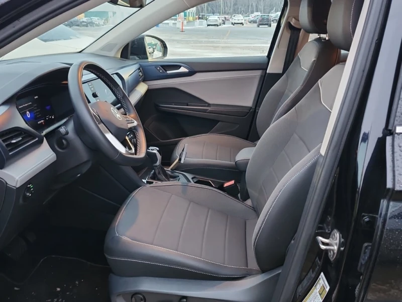 VW Taos * COMFORTLINE * CARFAX * БЕЗ ПЪРВОНАЧАЛНА ВНОСКА, снимка 5 - Автомобили и джипове - 52929599