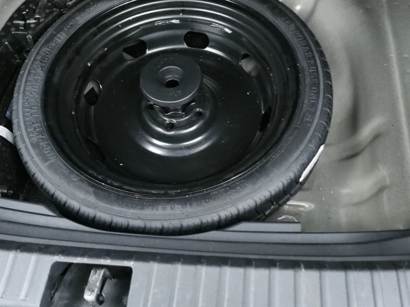 VW Taos * COMFORTLINE * CARFAX * БЕЗ ПЪРВОНАЧАЛНА ВНОСКА, снимка 14 - Автомобили и джипове - 52929599